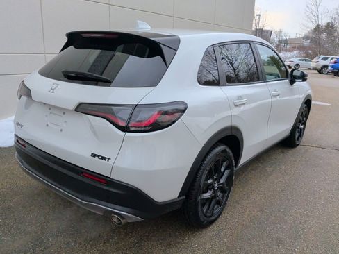Certified 2023 Honda HR-V Sport image 7