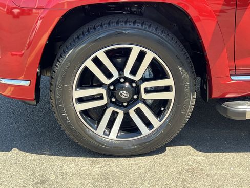 Used 2023 Toyota 4Runner Limited AWD/4WD image 13
