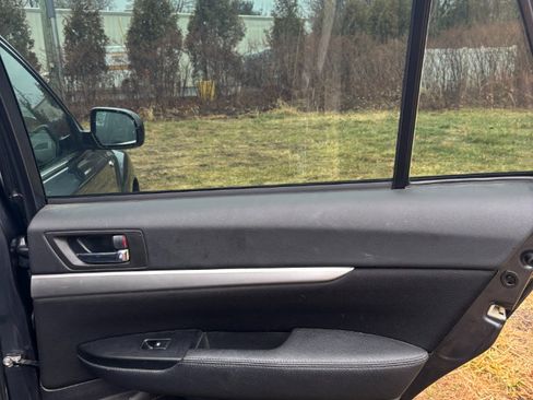 Used 2014 Subaru Outback 2.5i w/ Alloy Wheel Package image 23