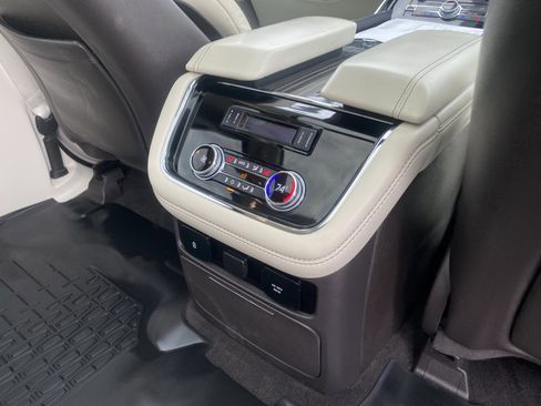 Used 2021 Lincoln Navigator Black Label image 12