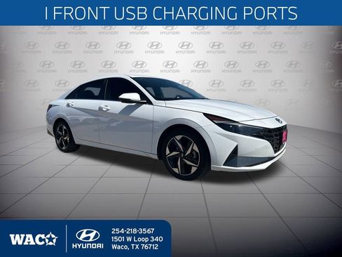 Used 2023 Hyundai Elantra Limited image 12