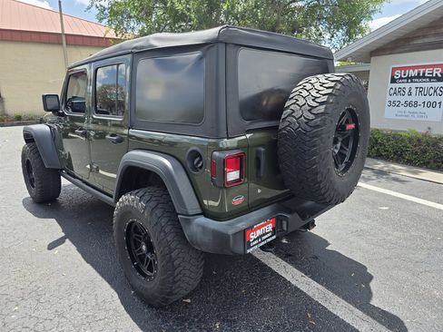 Used 2021 Jeep Wrangler Unlimited Sport AWD/4WD image 3
