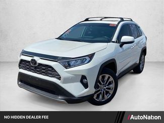 Used 2020 Toyota RAV4 Limited FWD video 1