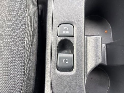 Certified 2024 Toyota Corolla LE image 32