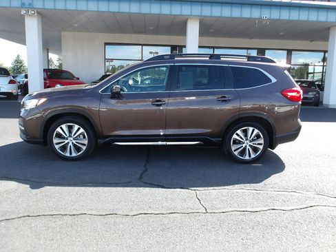 Used 2019 Subaru Ascent Limited w/ Popular Package #2A image 2