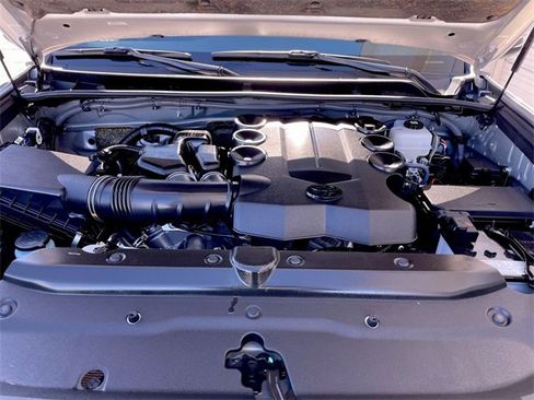 Used 2024 Toyota 4Runner TRD Off-Road Premium image 25