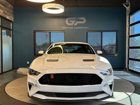 Used 2018 Ford Mustang GT RWD image 8