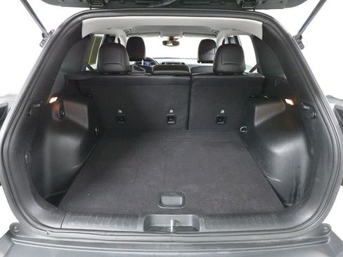 Used 2022 Jeep Cherokee Trailhawk AWD/4WD image 26