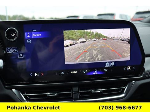 New 2026 Chevrolet Equinox EV LT image 16