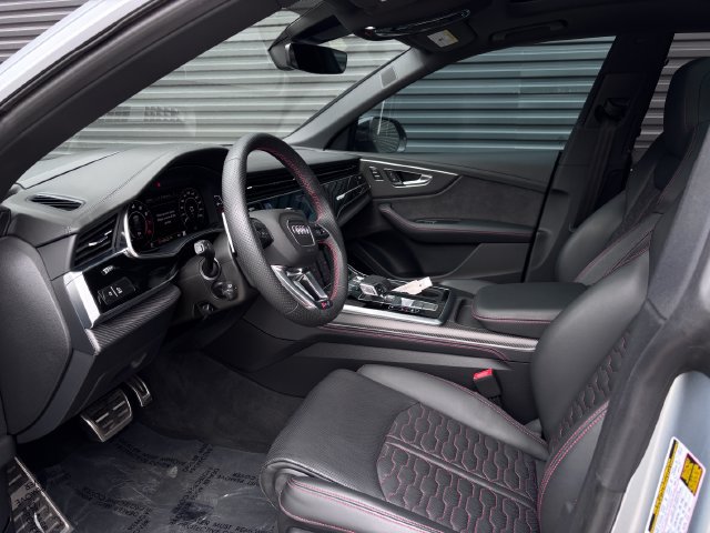 Used 2025 Audi RS Q8 performance AWD/4WD image 4