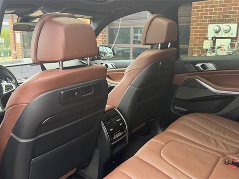Used 2019 BMW X5 xDrive50i w/ M Sport Package AWD/4WD image 27