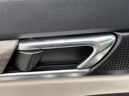 Used 2020 Kia Telluride EX w/ EX Premium Package FWD image 9