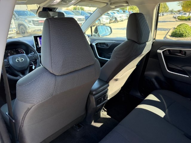 Used 2023 Toyota RAV4 LE AWD/4WD image 24