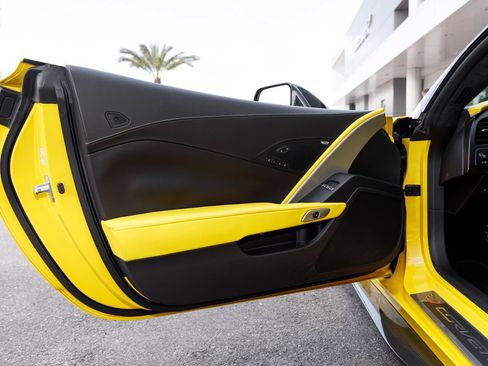 Used 2019 Chevrolet Corvette Z06 RWD image 44