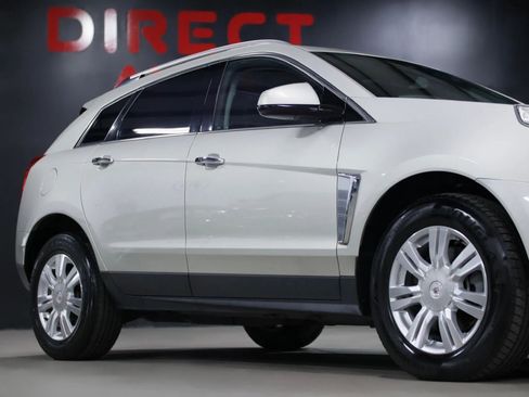Used 2014 Cadillac SRX Luxury w/ Driver Awareness Package FWD image 3