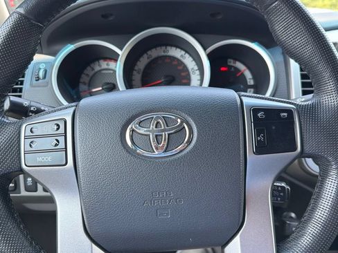 Used 2012 Toyota Tacoma 4x4 Double Cab w/ TRD Sport Pkg image 6