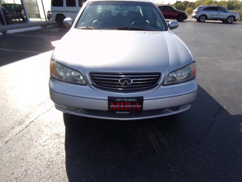 Used 2003 INFINITI I35 w/ Sunroof & Sunshade Pkg image 44
