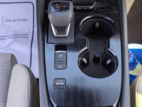 Used 2023 Nissan Rogue SV image 17