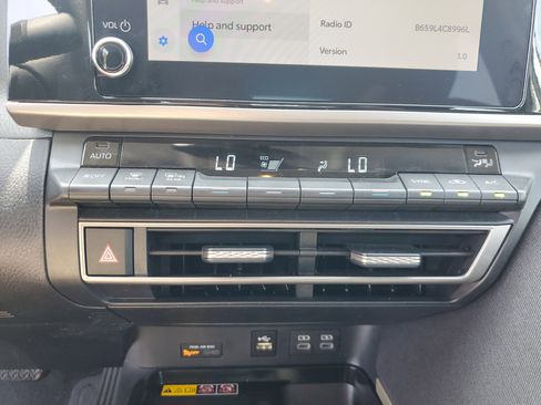 Used 2025 Toyota Camry LE FWD image 20