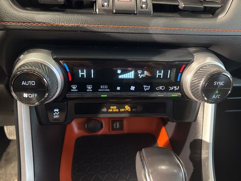 Used 2024 Toyota RAV4 Adventure image 26