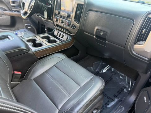 Used 2017 GMC Sierra 1500 Denali w/ Denali Ultimate Package AWD/4WD image 30
