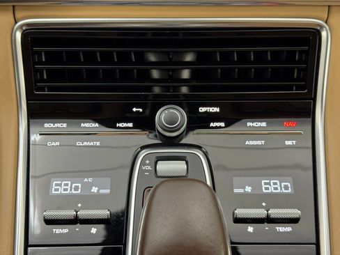 Used 2022 Porsche Panamera 4S Executive AWD/4WD image 32