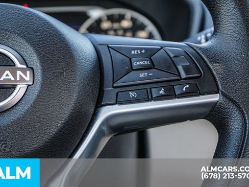 Used 2025 Nissan Altima 2.5 SV FWD image 29