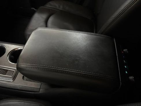 Used 2012 Chevrolet Traverse LT FWD image 52
