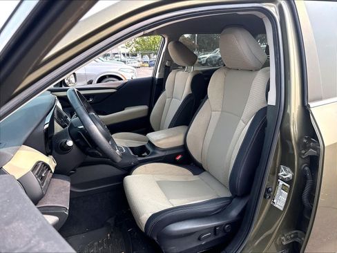 Used 2021 Subaru Outback Premium AWD/4WD image 21