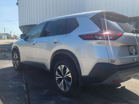 Used 2023 Nissan Rogue SV AWD/4WD image 7