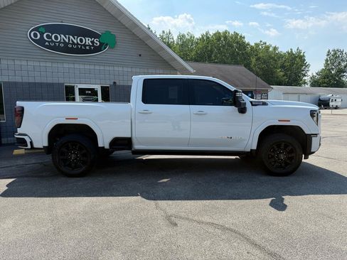 Used 2026 GMC Sierra 2500 AT4 w/ AT4 Premium Plus Package AWD/4WD image 2