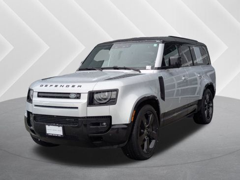 Used 2023 Land Rover Defender 130 X-Dynamic SE image 1