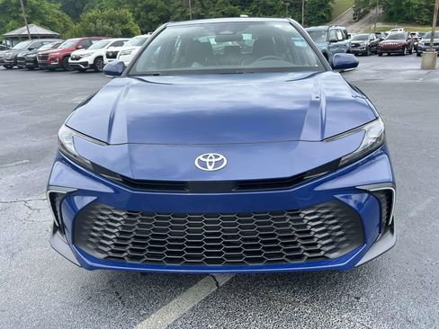 New 2026 Toyota Camry SE FWD image 8