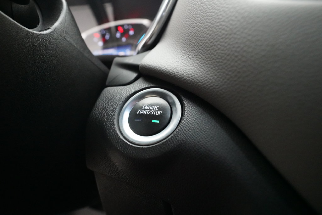 Used 2022 Chevrolet Equinox LS w/ LS Convenience Package FWD image 29