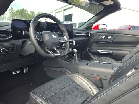 Used 2024 Ford Mustang Premium image 24