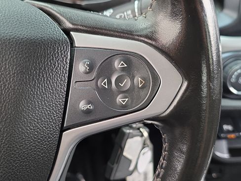Used 2022 Chevrolet Colorado LT w/ Fleet Safety Package RWD image 13