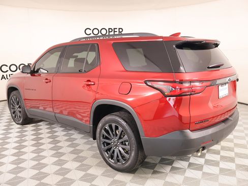 Used 2023 Chevrolet Traverse RS w/ LPO, Floor Liner Package FWD image 23