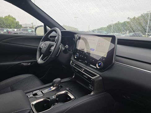 Used 2024 Lexus RX 350 Premium Plus image 10