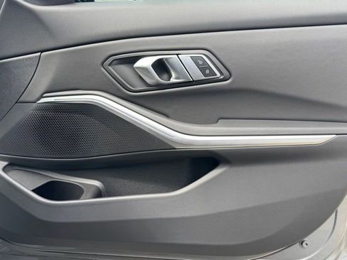 Certified 2023 BMW 330i xDrive Sedan w/ Parking Assistance Package image 29