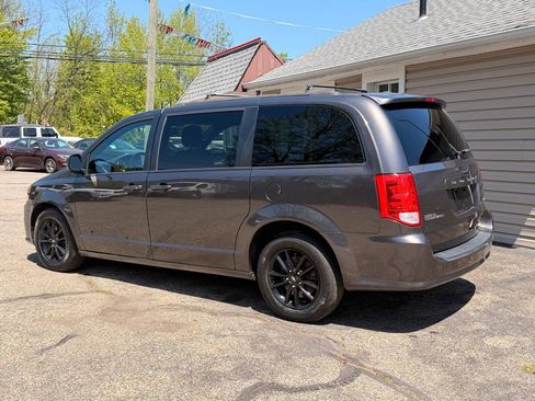 Used 2019 Dodge Grand Caravan GT FWD image 5