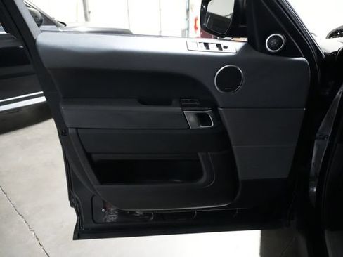 Used 2015 Land Rover Range Rover Sport HSE AWD/4WD image 16