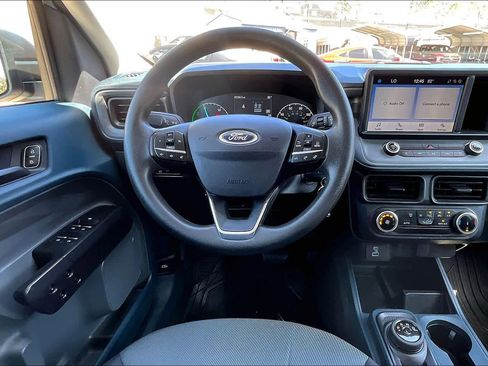 Used 2023 Ford Maverick XL image 6
