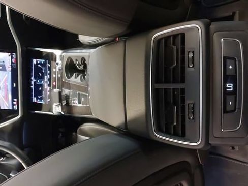 Used 2023 Audi A6 Premium Plus w/ Premium Plus Package AWD/4WD image 35