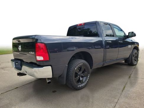 Used 2017 RAM 1500 Classic SLT AWD/4WD image 4
