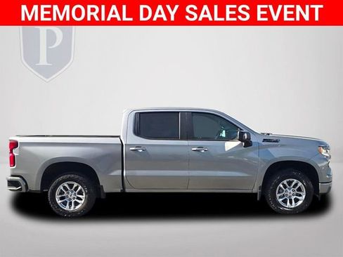 Certified 2023 Chevrolet Silverado 1500 RST AWD/4WD image 4