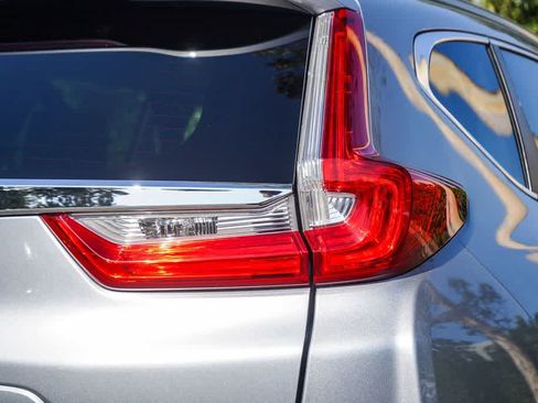 Used 2019 Honda CR-V Touring image 7