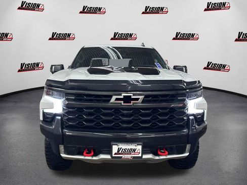Used 2024 Chevrolet Silverado 1500 ZR2 w/ Technology Package image 2