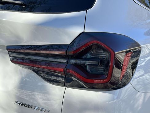 Used 2023 BMW X3 xDrive30i w/ Convenience Package image 12