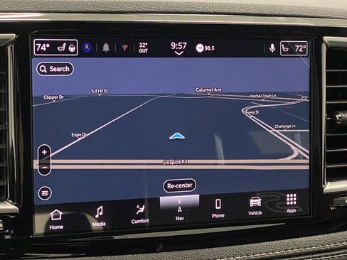 New 2026 Chrysler Pacifica Limited w/ S Appearance Package AWD/4WD image 10