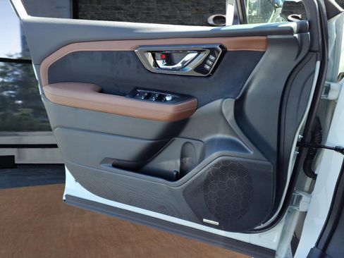 New 2026 Subaru Forester Touring image 19